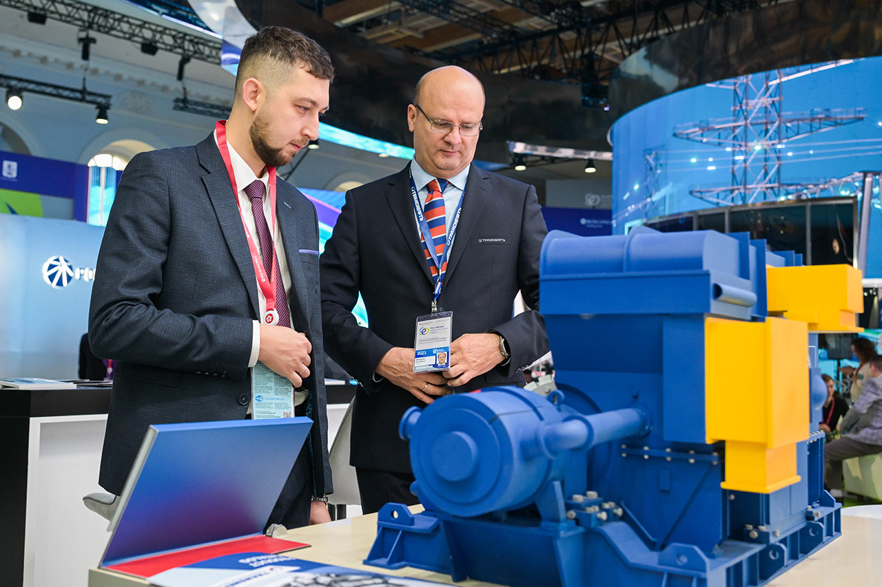 The Russian Energy Week (REW) International Forum took place for the sixth time on 11–13 October 2023 at the Manege Central Exhibition Hall in Moscow